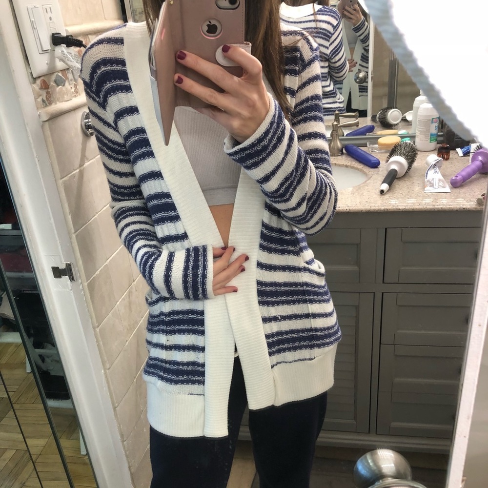 Splendid cardigan size small. Nwot never worn